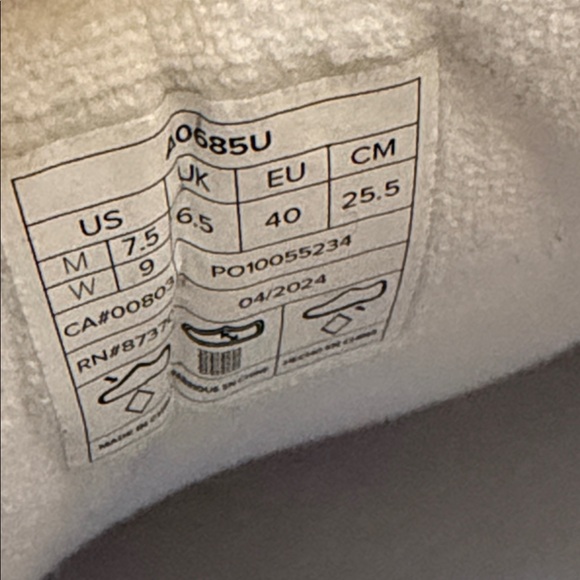 ALO Yoga White and Tan Sneakers - Picture 7 of 7